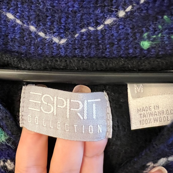 Esprit Vintage  Full Zipp Cropped Jacket ,Size Medium,100% wool - Picture 7 of 8